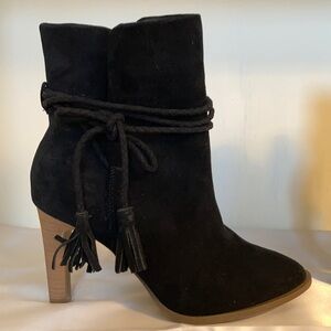 Cute suede boots from Target size 8  tie on side